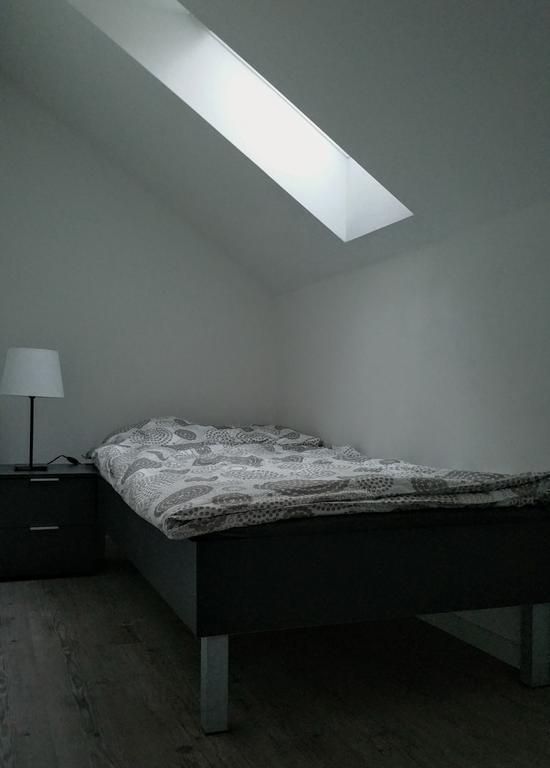נויהאוזן אם ריינפל Rooms-Zimmer מראה חיצוני תמונה